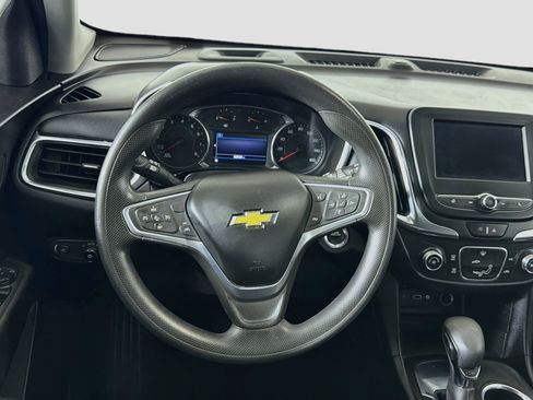 Used 2022 Chevrolet Equinox LT FWD image 17