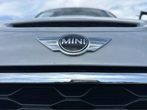 Used 2016 MINI Cooper S image 41