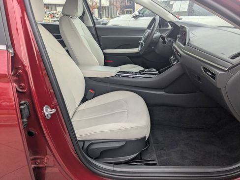 Certified 2023 Hyundai Sonata SEL w/ Convenience Package image 31