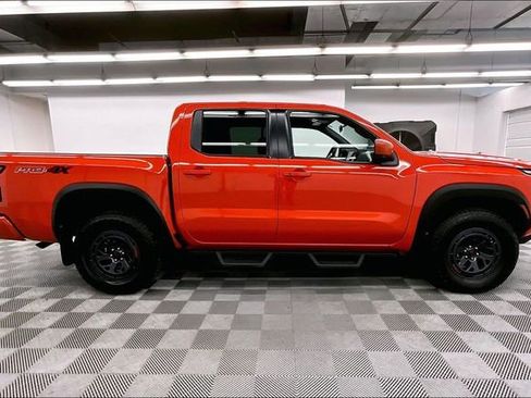 Used 2025 Nissan Frontier PRO-4X w/ Pro Convenience Package image 14