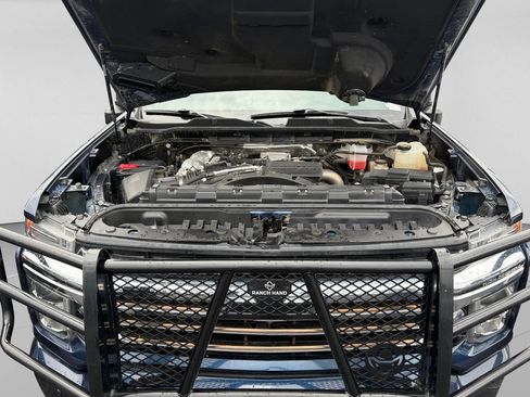 Used 2023 Chevrolet Silverado 2500 High Country w/ Safety Package II AWD/4WD image 11