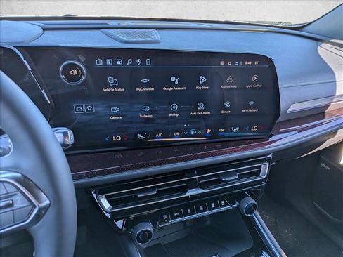 New 2026 Chevrolet Traverse Z71 w/ Enhanced Driving Package AWD/4WD image 12