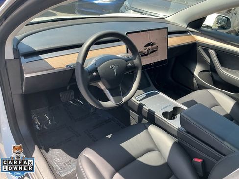 Used 2022 Tesla Model 3 RWD image 6