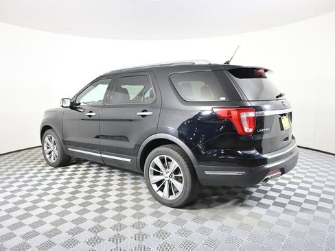 Used 2018 Ford Explorer Limited w/ Equipment Group 301A AWD/4WD image 4