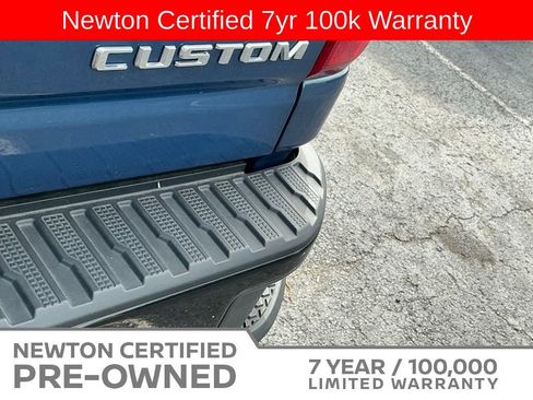 Used 2025 Chevrolet Silverado 2500 Custom w/ Custom Convenience Package AWD/4WD image 11