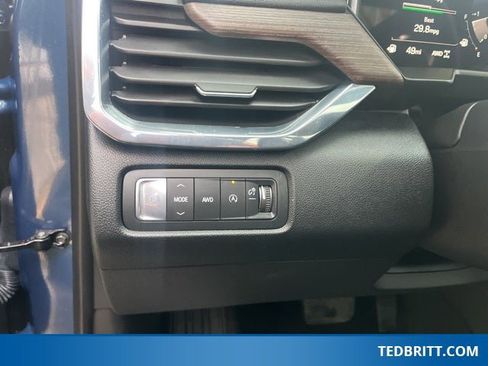 Used 2025 GMC Acadia Denali w/ Super Cruise Package image 38