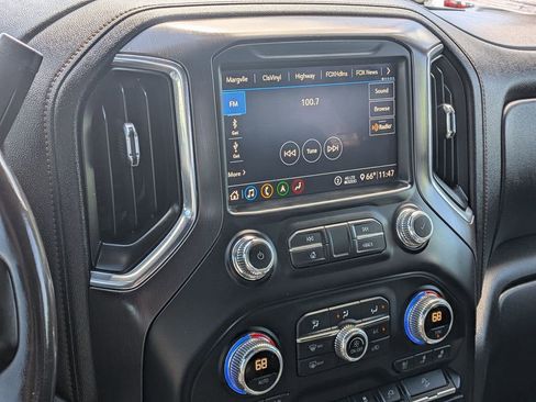 Used 2020 GMC Sierra 3500 AT4 w/ AT4 Premium Package AWD/4WD image 13