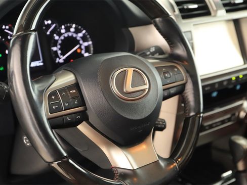 Used 2021 Lexus GX 460 Premium w/ Premium Package image 16