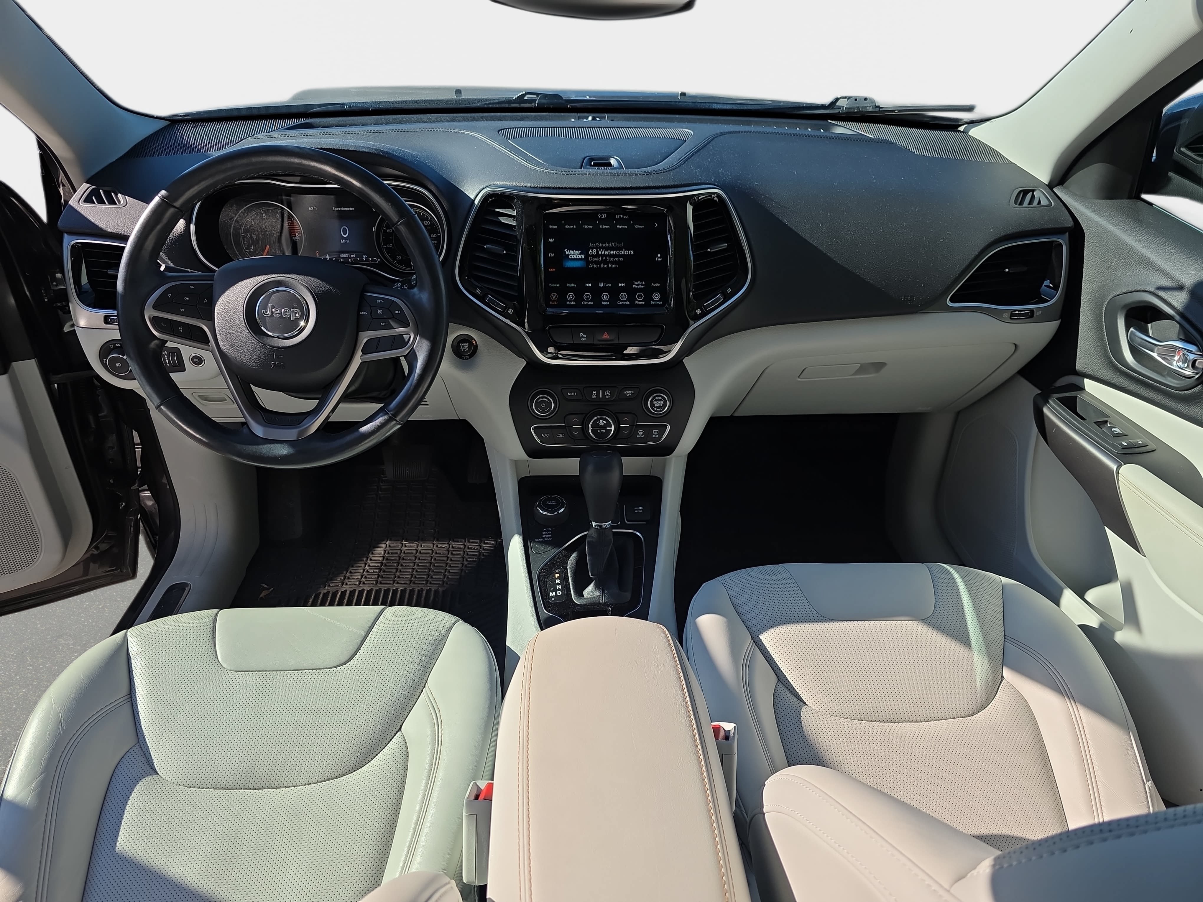 Used 2020 Jeep Cherokee Limited AWD/4WD image 10