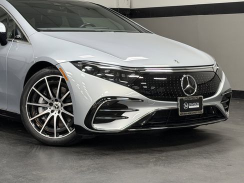 Certified 2022 Mercedes-Benz EQS 450+ Sedan image 3
