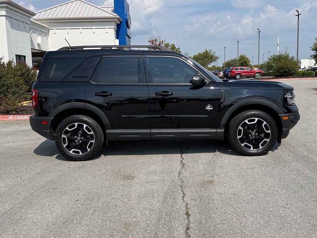 Used 2023 Ford Bronco Sport Outer Banks w/ Tech Package AWD/4WD image 8