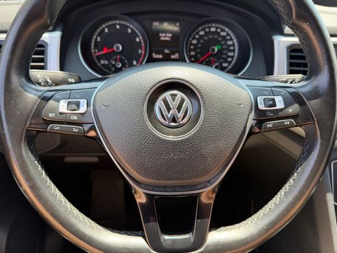 Used 2018 Volkswagen Atlas SE AWD/4WD image 11