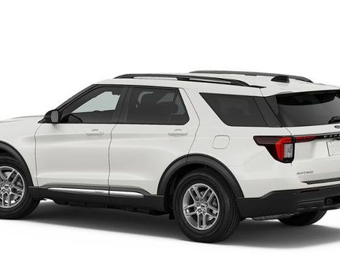 New 2026 Ford Explorer Active RWD image 25