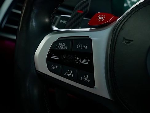 Used 2022 BMW X5 M Competition w/ Competition Package 2 image 39