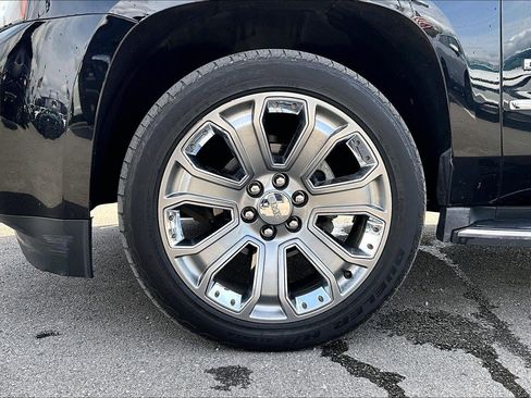 Used 2016 GMC Yukon XL Denali w/ Open Road Package image 9