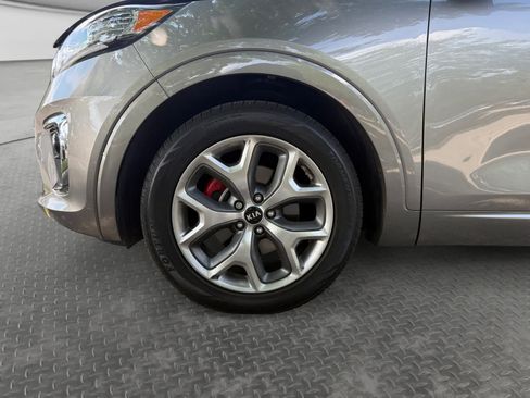 Used 2019 Kia Sorento SX FWD image 9