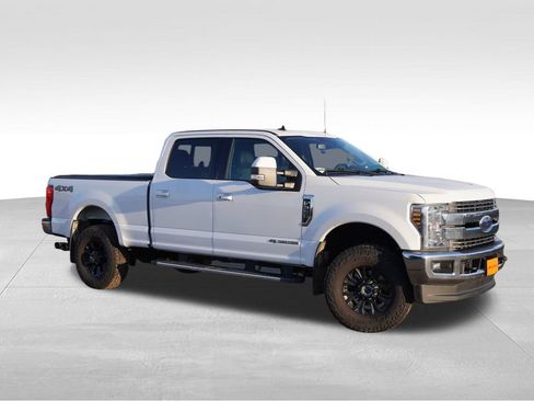 Certified 2019 Ford F350 Lariat w/ Lariat Ultimate Package image 2