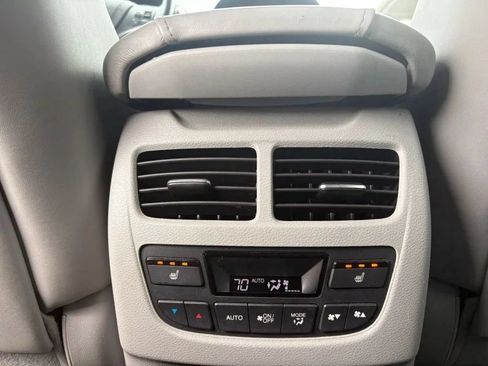 Used 2016 Acura MDX SH-AWD image 12