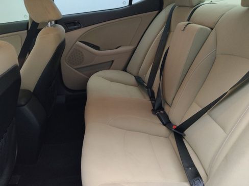 Used 2015 Kia Optima LX FWD image 18