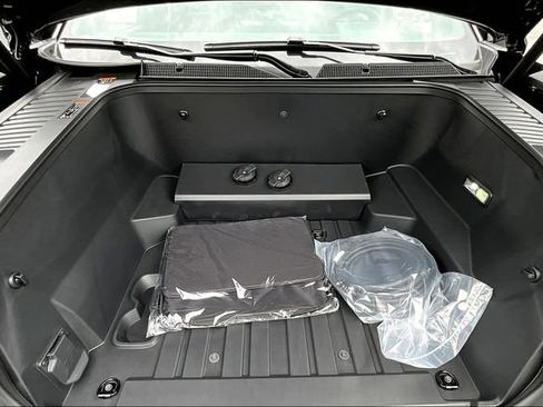 New 2026 GMC Sierra EV Elevation w/ LPO, Elevation Dark Package AWD/4WD image 11