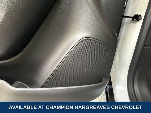 Certified 2022 Chevrolet Trax LT w/ LT Convenience Package AWD/4WD image 32