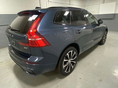 Used 2025 Volvo XC60 B5 Plus AWD/4WD image 3