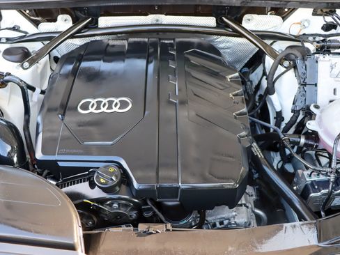 Used 2023 Audi Q5 2.0T Premium Plus AWD/4WD image 43