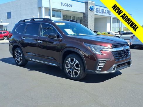 Used 2025 Subaru Ascent Touring w/ Popular Package #1 AWD/4WD image 1