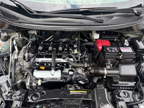 Used 2025 Nissan Versa SV FWD image 30