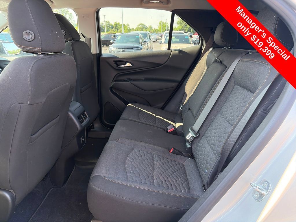 Used 2021 Chevrolet Equinox LT FWD image 24