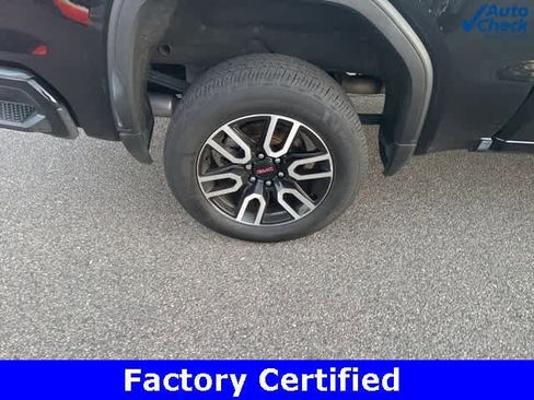 Certified 2022 GMC Sierra 1500 AT4 w/ AT4 Premium Package image 10