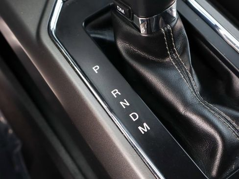 Used 2019 Ford F150 XLT image 36