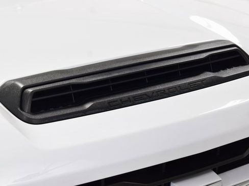 Used 2024 Chevrolet Silverado 2500 Custom w/ Custom Value Package image 13