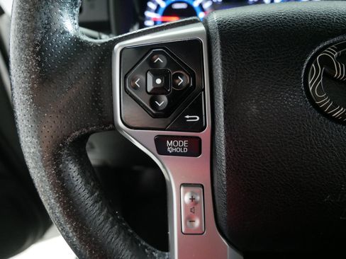 Used 2014 Toyota 4Runner SR5 AWD/4WD image 27