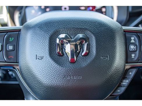 Used 2023 RAM 2500 Limited AWD/4WD image 39
