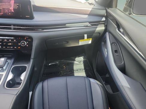 New 2026 INFINITI QX60 Sport w/ Dark Cargo Package image 19