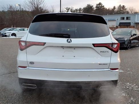 Certified 2023 Acura MDX SH-AWD w/ Technology Package image 4