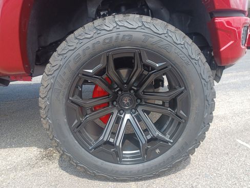 New 2025 Ford F150 XLT w/ Equipment Group 302A MID image 12