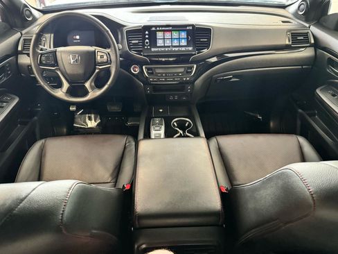 Used 2025 Honda Ridgeline Black Edition image 21