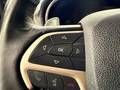 Used 2016 Jeep Grand Cherokee Overland image 22