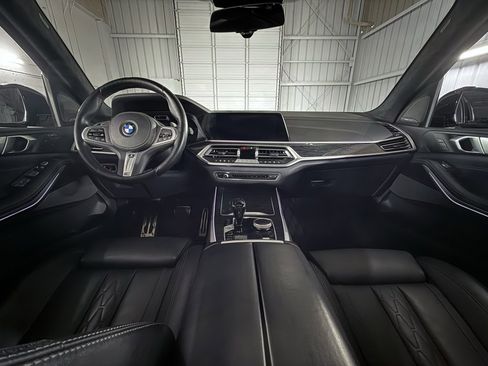 Used 2022 BMW X7 M50i image 59