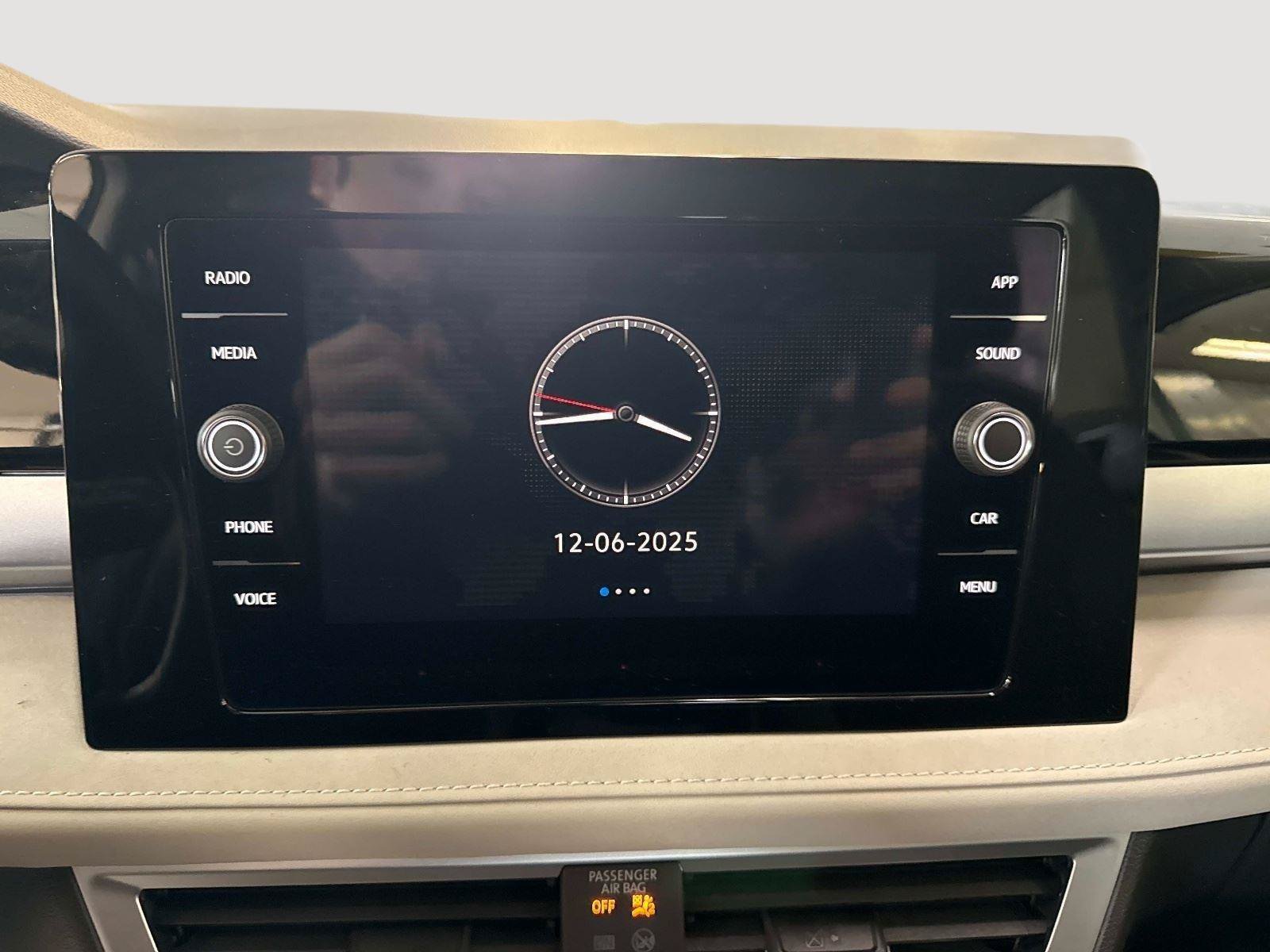 New 2026 Volkswagen Taos SE AWD/4WD image 24