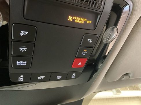 New 2026 Kia Carnival EX FWD image 15