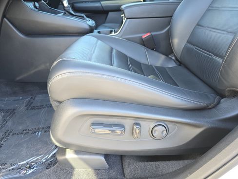 Used 2024 Honda CR-V EX-L image 27