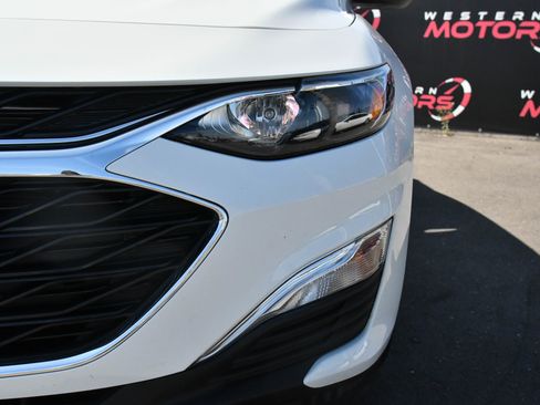 Used 2023 Chevrolet Malibu RS image 11