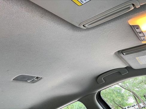 Used 2022 Nissan Kicks S FWD image 27