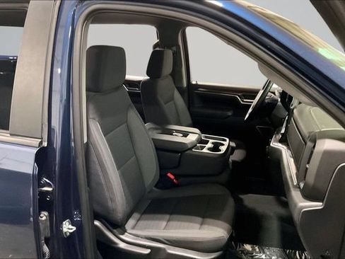 Used 2023 Chevrolet Silverado 1500 LT AWD/4WD image 7