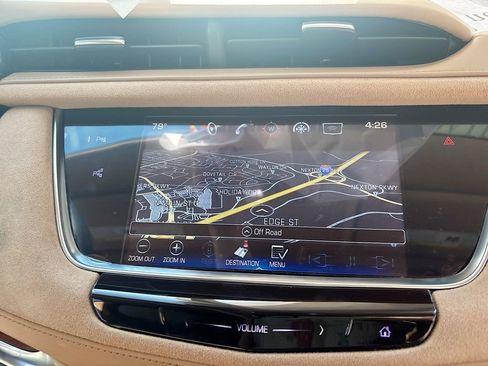 Used 2017 Cadillac XT5 Platinum w/ Driver Assist Package AWD/4WD image 30