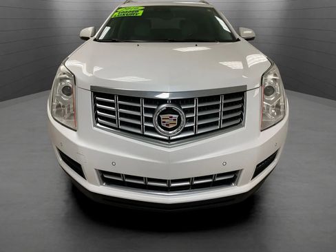 Used 2016 Cadillac SRX Luxury w/ Driver Awareness Package FWD image 2