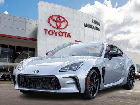 New 2026 Toyota GR86 Premium RWD image 1